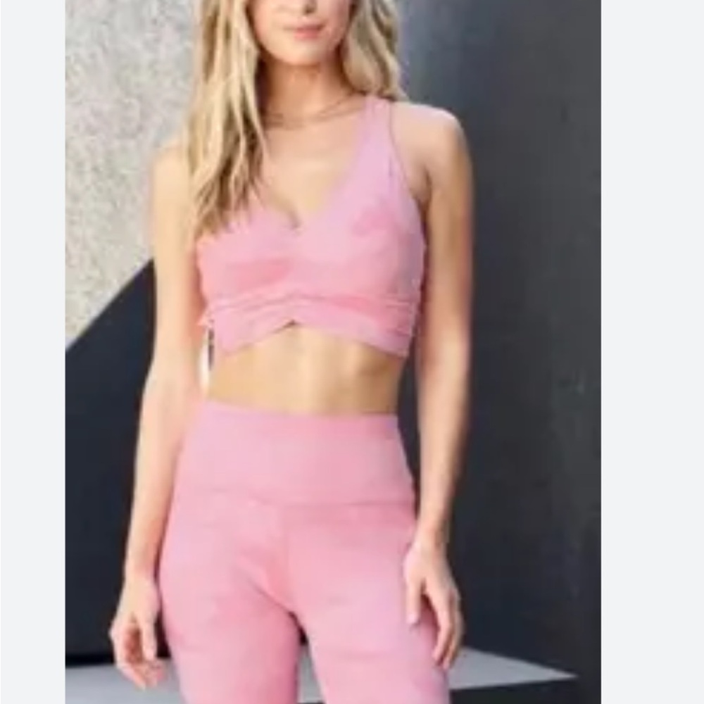 ALO Yoga Camouflage Pink Sports Bra NWT